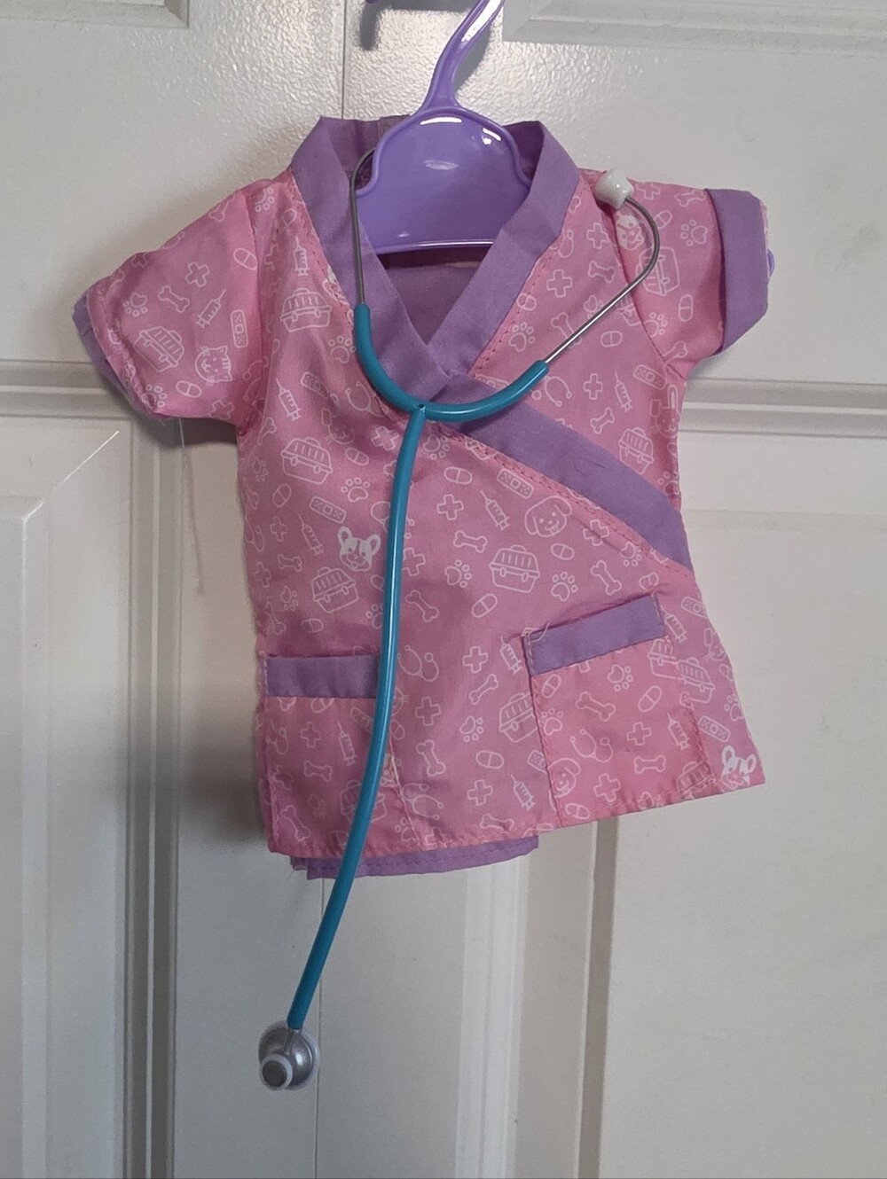 18in doll Pink Play Nurse vet Scrub Top and pants with Toy Stethoscope vet tech